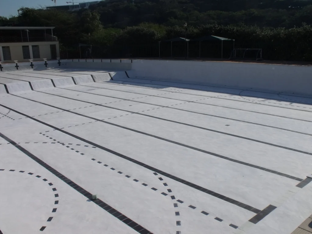 Crawford La Lucia — during construction