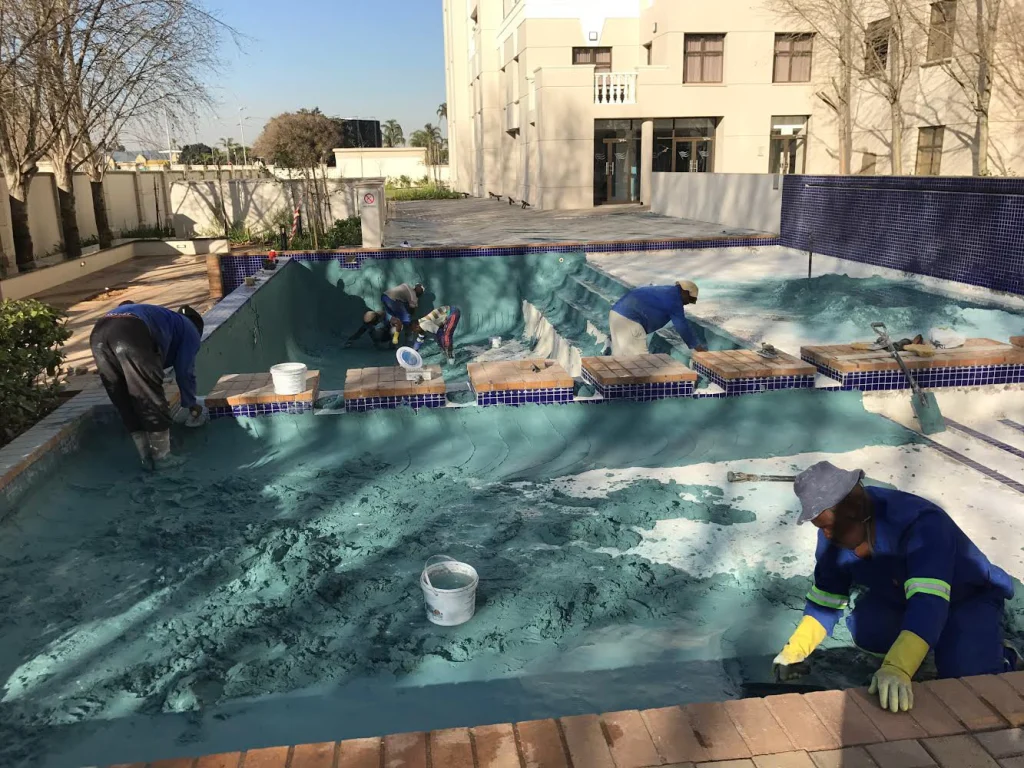 Metcourt pool, Emperors Palace — before the work