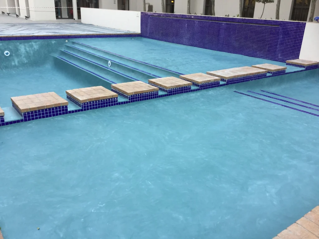 Metcourt pool, Emperors Palace — completed