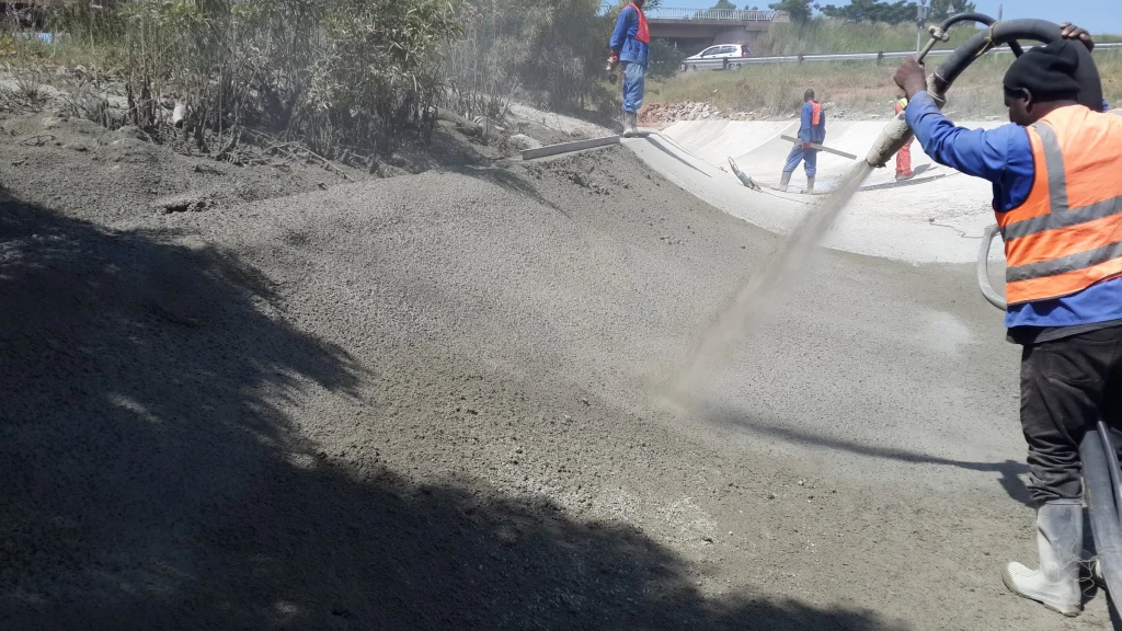 Bombela culvert guniting, Gautrain — during construction