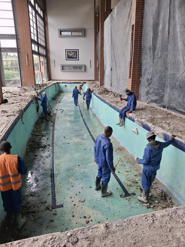 Waterfall Country Estate gym pool — before the work